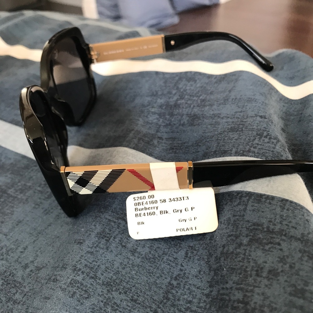 Burberry sunglasses
